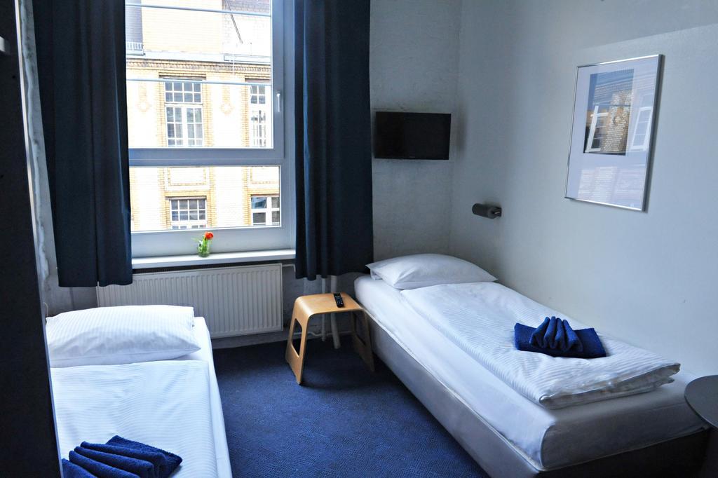 Hotel Transit Berlin Pokój zdjęcie