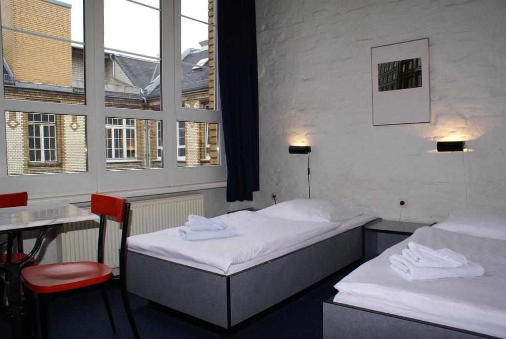 Hotel Transit Berlin Pokój zdjęcie